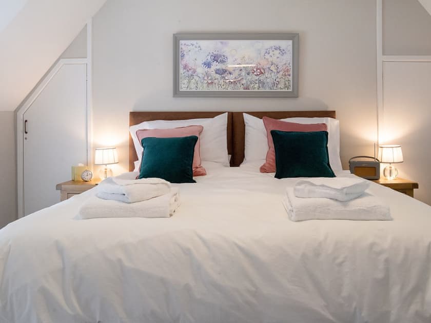 Double bedroom | Well Cottage, Cottesmore, near Oakham