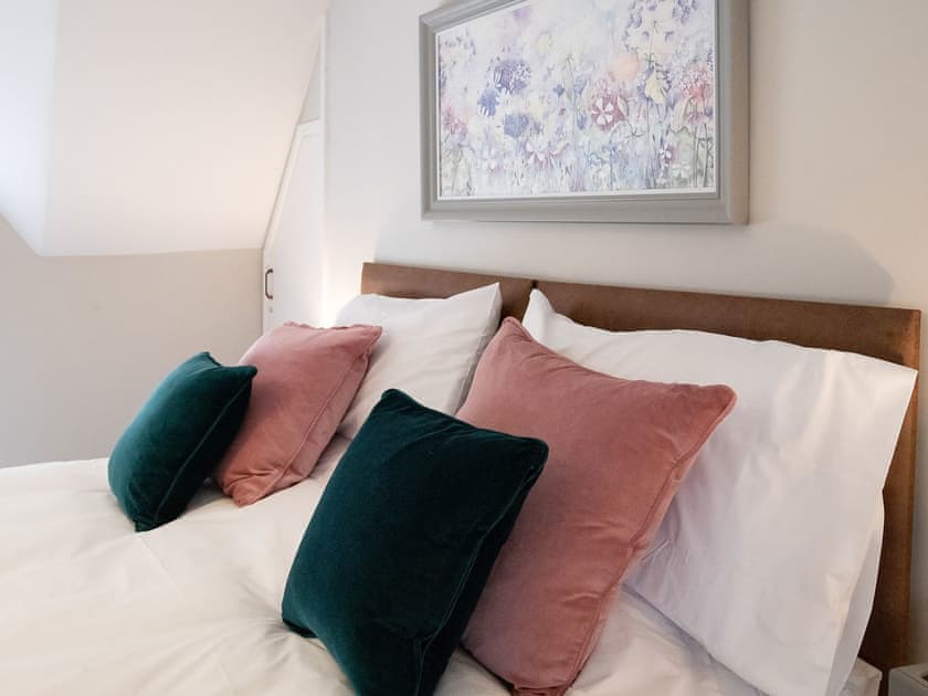 Double bedroom | Well Cottage, Cottesmore, near Oakham