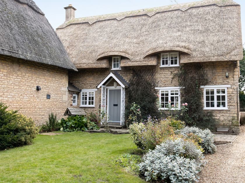 Exterior | Well Cottage, Cottesmore, near Oakham