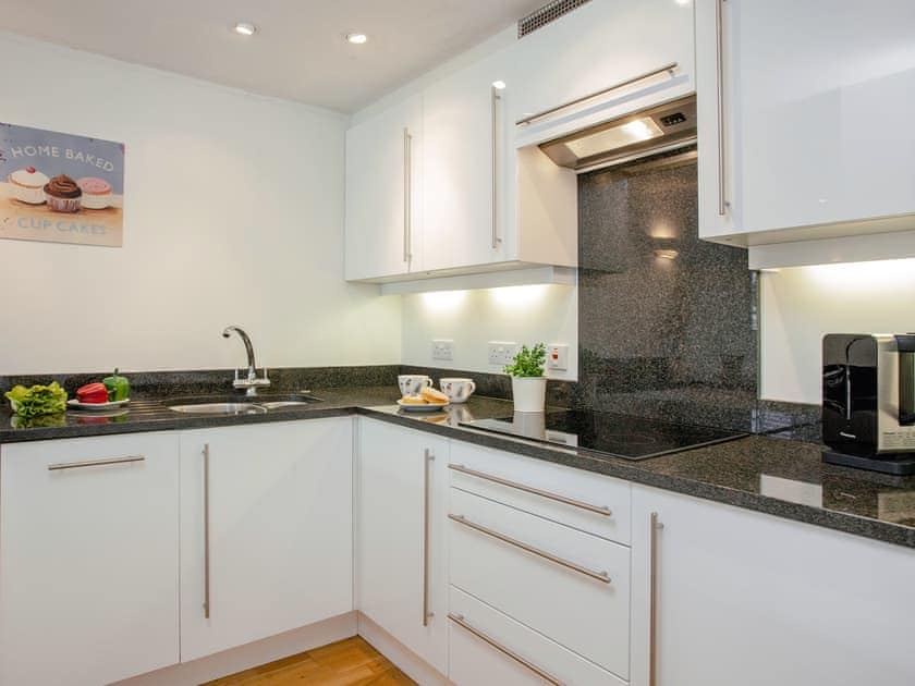 Kitchen | 6 Queens Quay, Torquay