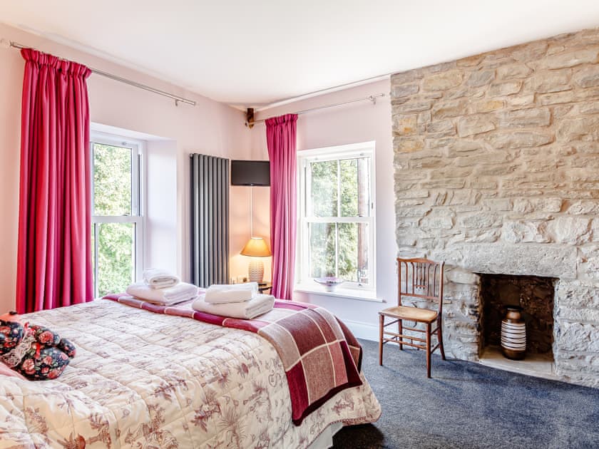 Double bedroom | Claysun House, Lydney