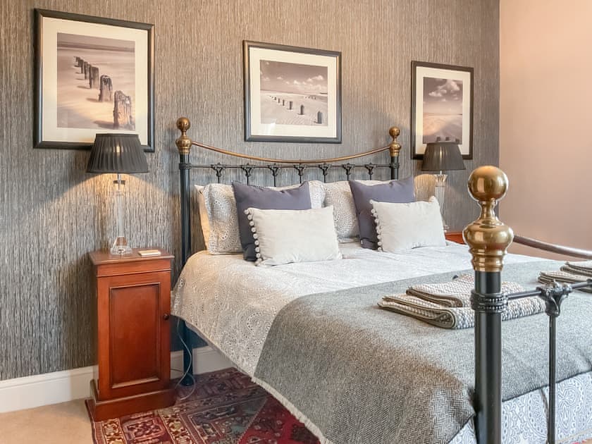 Double bedroom | Hero Cottage, Holt