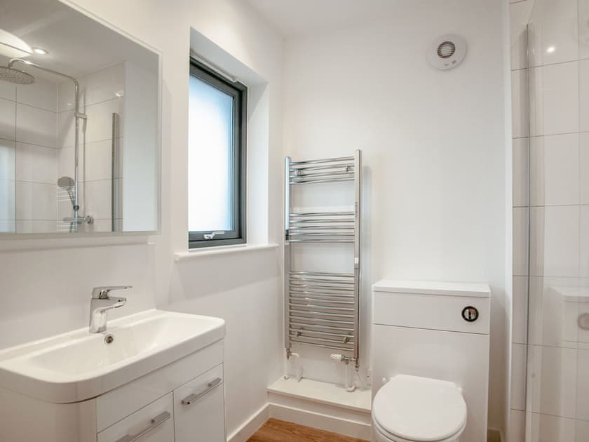 Shower room | Ocean Escape, Westward Ho!