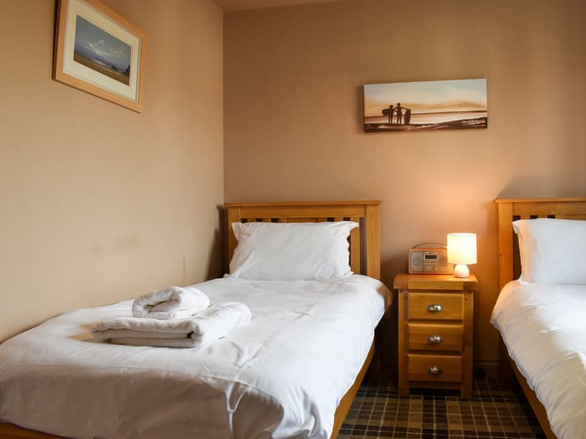 Twin bedroom | Perran Cottage, Filey