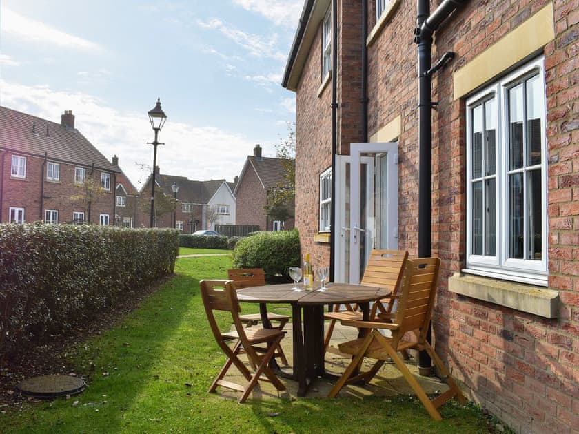 Sitting-out-area | Perran Cottage, Filey