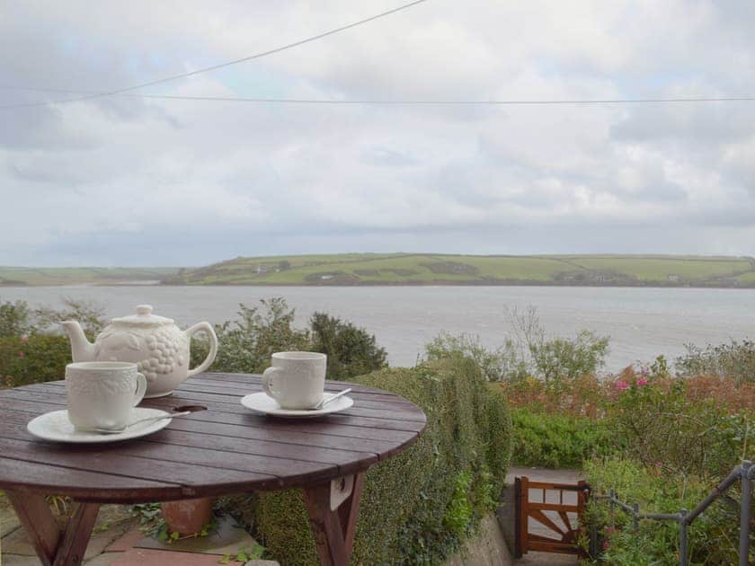 Sitting-out-area | Sunray - Sunray and Cliff, Dale, near Haverfordwest