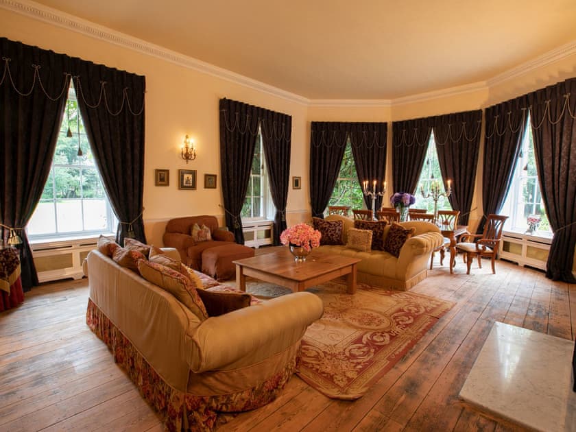 Living room/dining room | Walcot Hall, Alkborough, near Scunthorpe