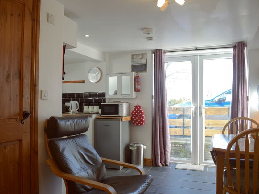 Dining Area | Paramount Cottage, Bedlam