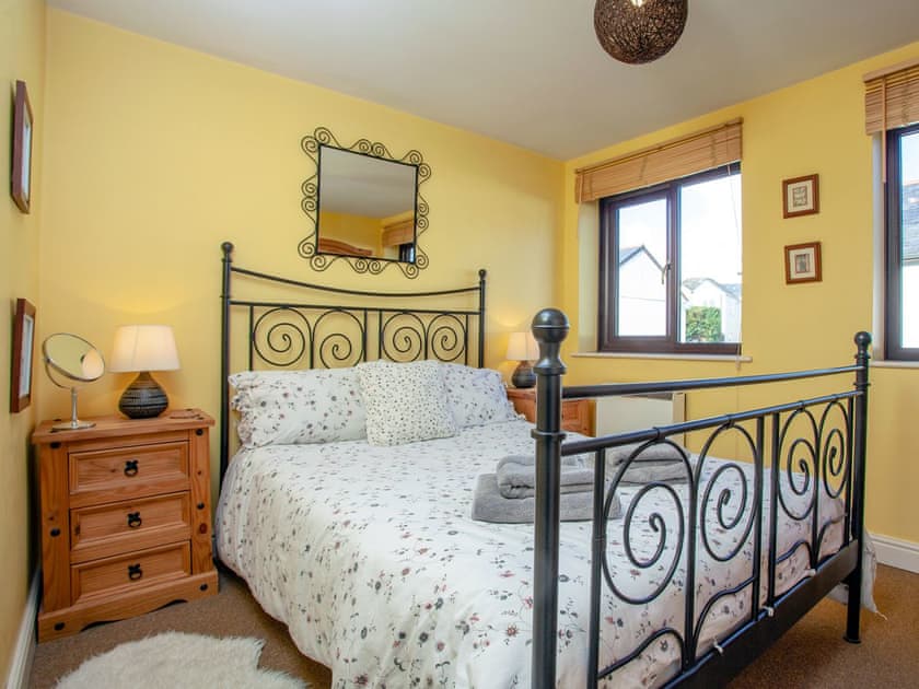Double bedroom | Ted ’n’ Betty’s, Buckfastleigh