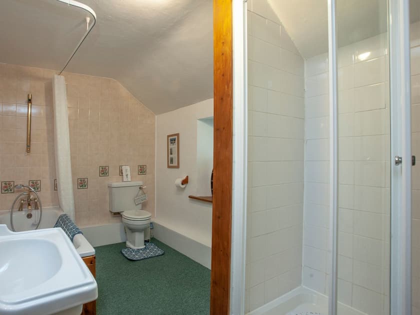 Bathroom | Greenbank Farm, Nanpean, near St Austell