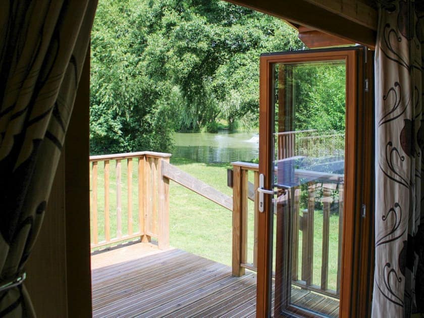 Balcony | Kingfisher - Viaduct Fisheries, Somerton