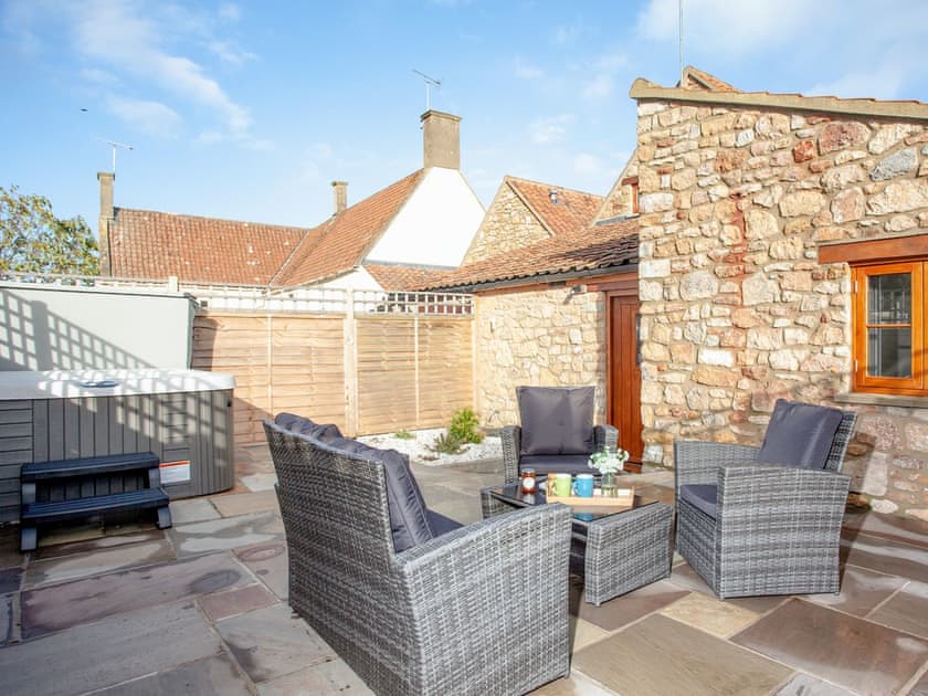 Hot tub | Poppy Cottage - Manor Farm, Locking, near Weston-Super-Mare