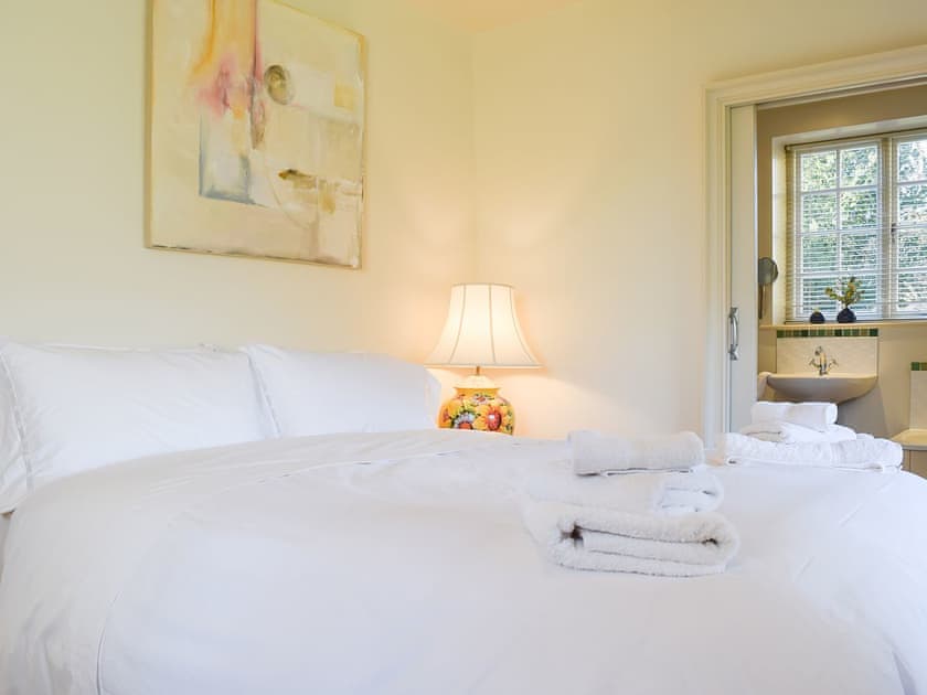 Bedroom | The Brewhouse, Staunton Harold