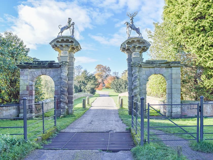 Garden and grounds | The Brewhouse, Staunton Harold