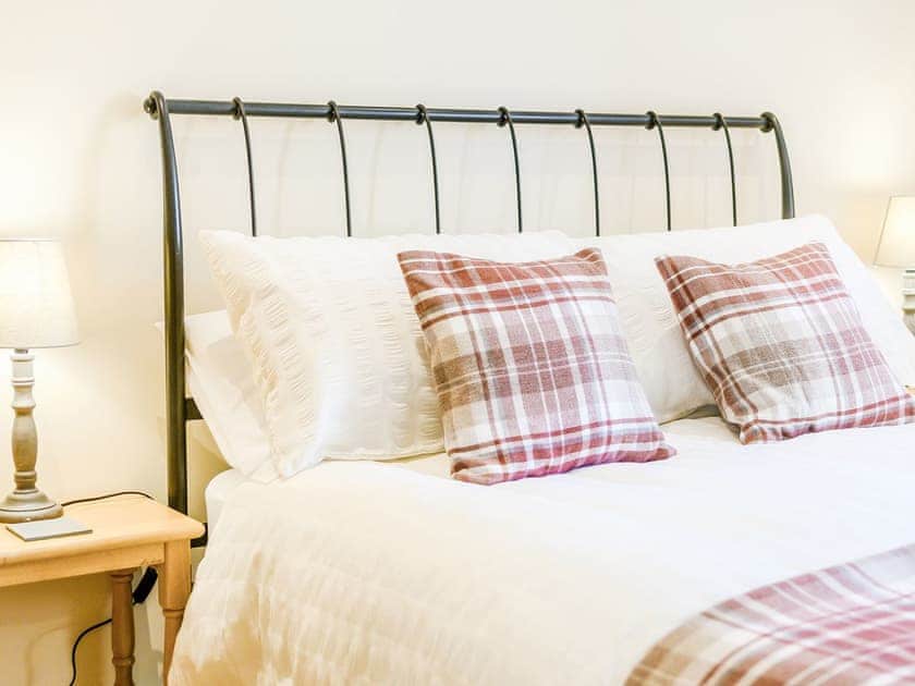 Double bedroom | Priors Lodge Barns - Owl Barn - Priors Lodge Barns , Bream, near Lydney