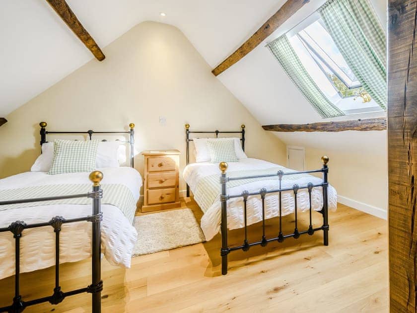 Twin bedroom | Priors Lodge Barns - Pipistrelle - Priors Lodge Barns , Bream, near Lydney
