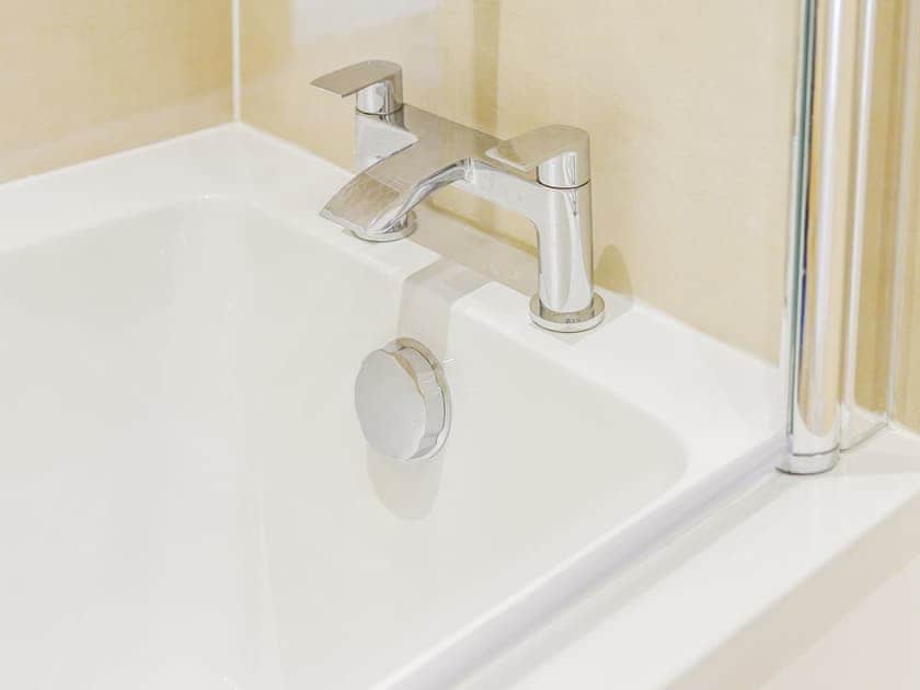 Bathroom | Priors Lodge Barns - Horseshoe - Priors Lodge Barns , Bream, near Lydney