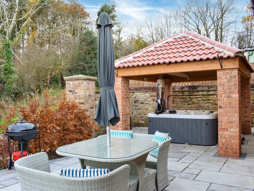 Sitting-out-area | Coria Lodge - Vindomora Lodges, Ebchester, near Consett