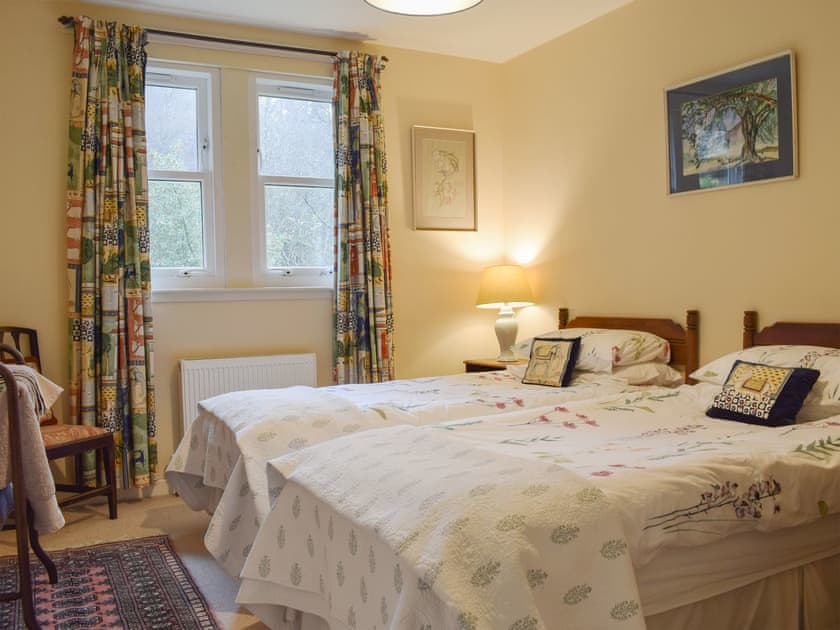 Twin bedroom | Garrique Cottage, By Kippen, near Stirling