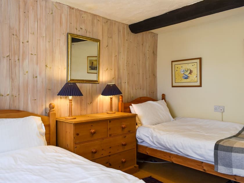 Twin bedroom | Seagate Cottage, Minehead