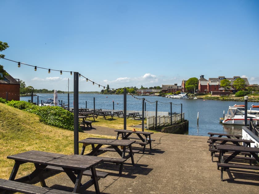 Surrounding area | Fern Villa, Lowestoft