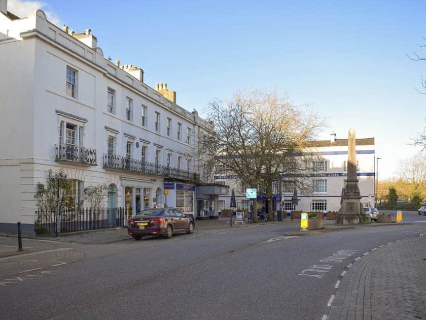 Around Totnes and the surrounding area | Uphempston Farm House Annex, Littlehempston