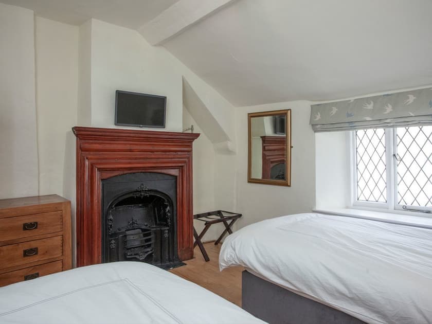 Twin bedroom | Thatched Cottage, Kingsteignton, near Newton Abbot