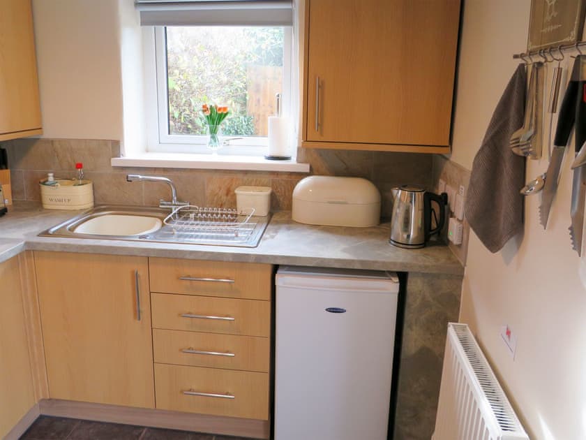 Kitchen | Trenay Barn Cottage, St Neot, near Liskeard
