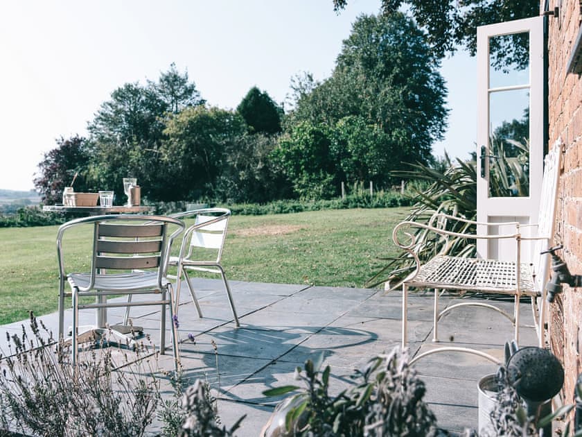 Patio | Southfield Cottage - Southfield Cottages, Braunston, near Daventry