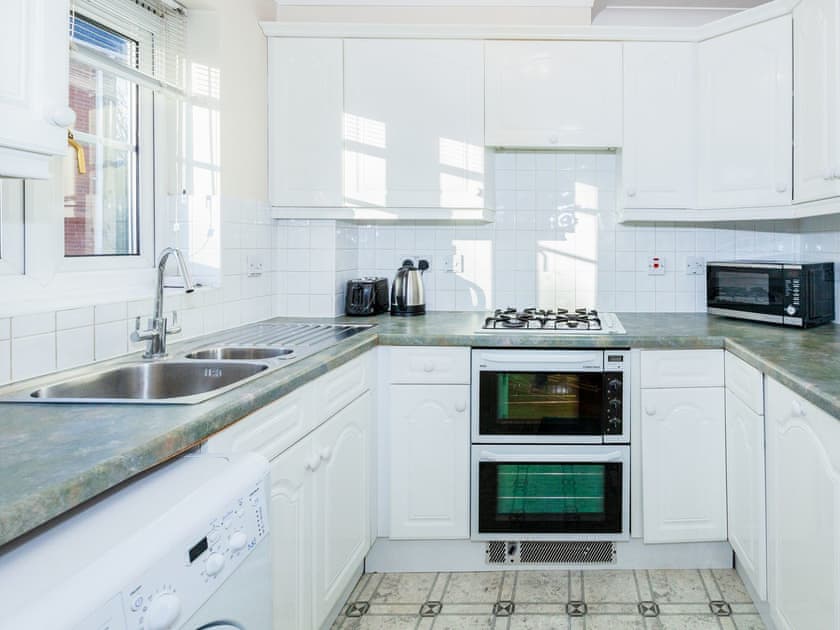 Kitchen | Westside Apartment 1, Basingstoke