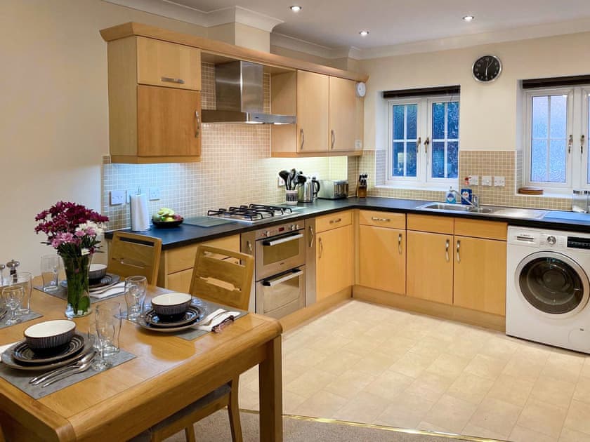Kitchen/diner | Westside Apartment 2, Basingstoke