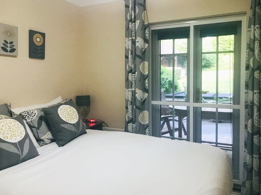 Double bedroom | Westside Apartment 2, Basingstoke