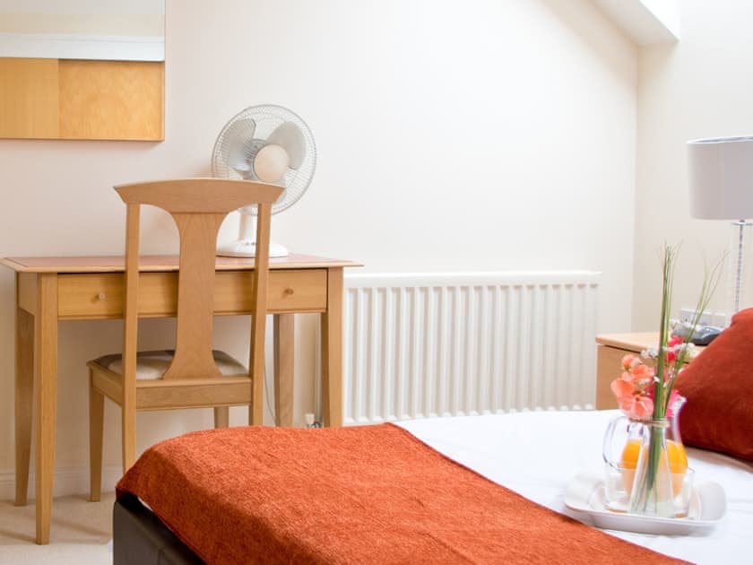 Double bedroom | Westside Apartment 3, Basingstoke