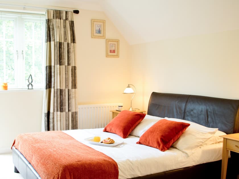 Double bedroom | Westside Apartment 3, Basingstoke