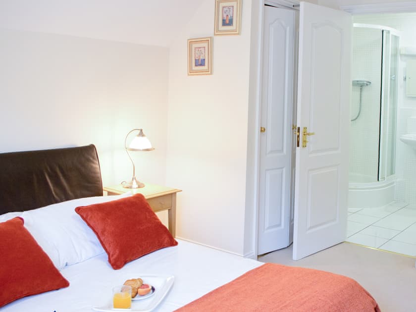 Double bedroom | Westside Apartment 3, Basingstoke