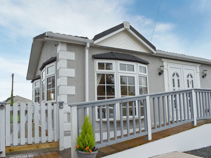 Exterior | Eryl Mor Lodge, Amlwch
