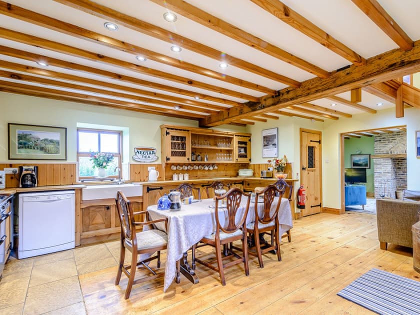 Kitchen/diner | Sir Francis Bigod - Seaton Hall, Staithes