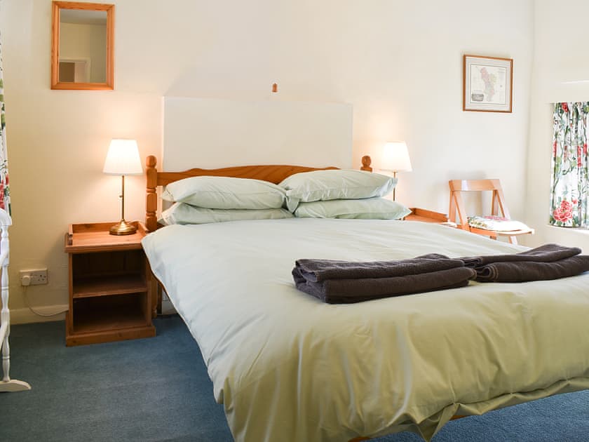 Double bedroom | April Cottage, Yougrave, near Bakewell