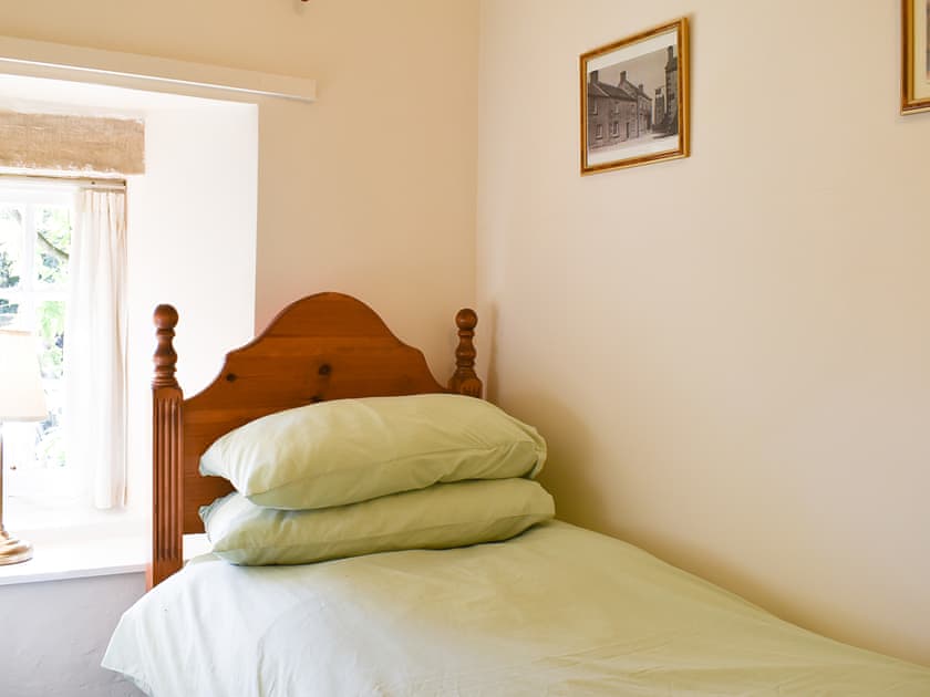 Single bedroom | April Cottage, Yougrave, near Bakewell