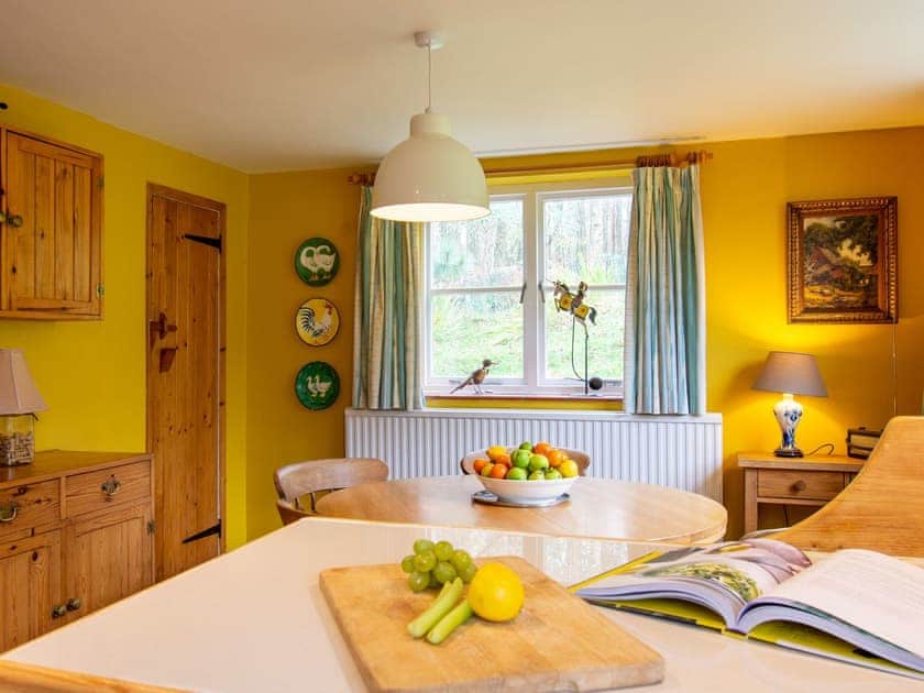 Kitchen/diner | Highlands Farmhouse, Dallington, near Heathfield