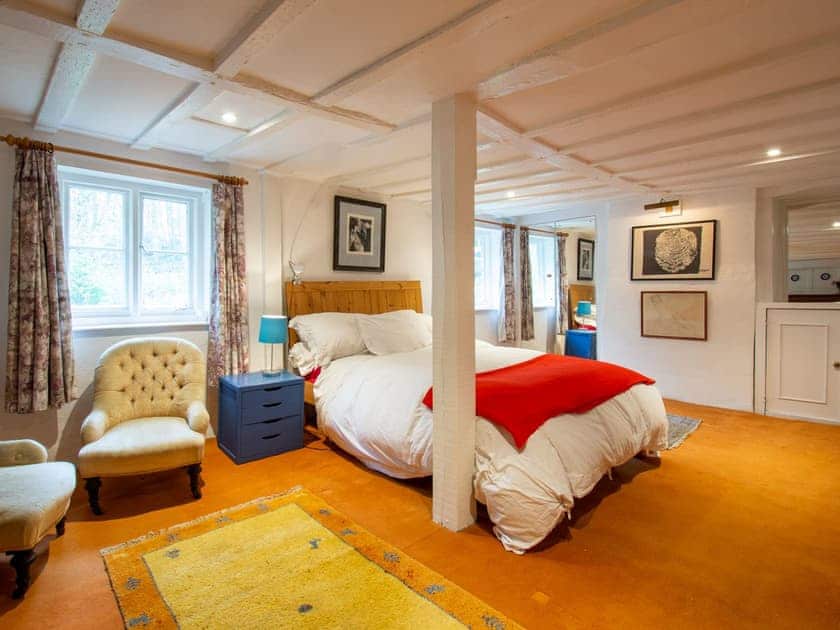Master bedroom | Highlands Farmhouse, Dallington, near Heathfield