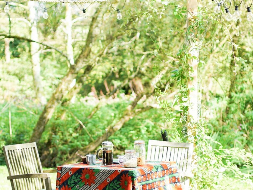 Sitting-out-area | The Beech Hut, Lower Wraxall, Dorchester