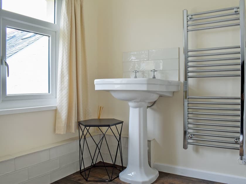 Upstairs family bathroom | Littlewood, Newquay