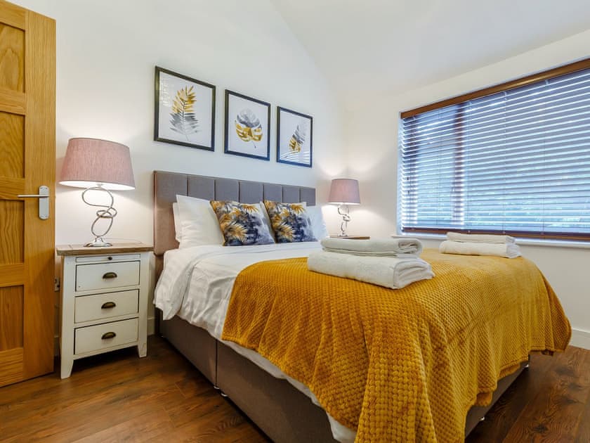 Double bedroom | Little Orchard, Worlington, near Bury St Edmunds