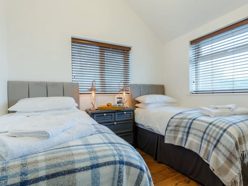 Twin bedroom | Little Orchard, Worlington, near Bury St Edmunds