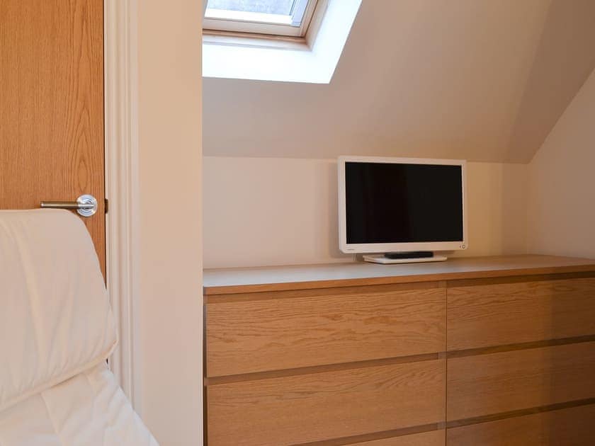Double bedroom | Pine Marten Cottage, Ballachulish, near Glencoe