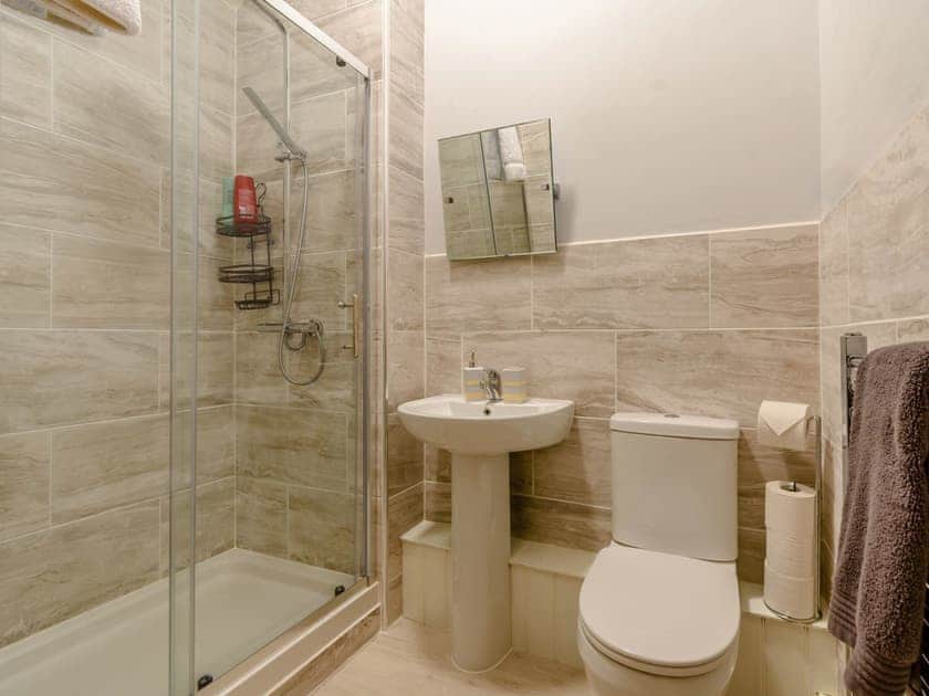 En-suite | Forge Gardens, Thornton Le Dale, near Pickering