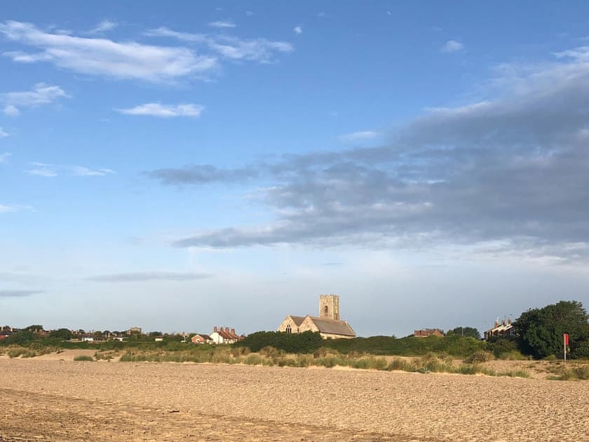 Surrounding area | Fern Villa, Lowestoft