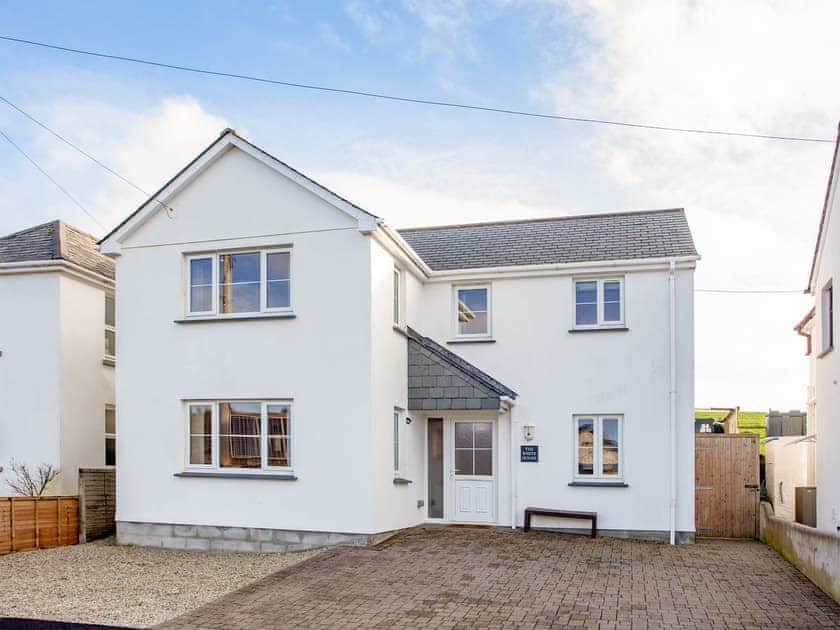 Exterior | The White House, Treskinnick Cross, near Bude