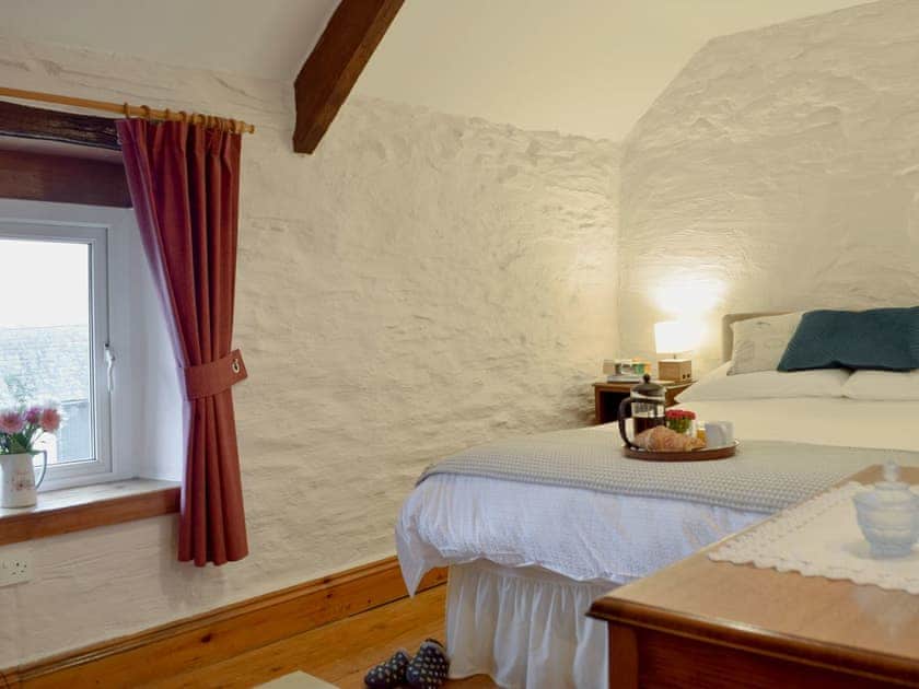 Double bedroom | Beudy Mawr, Ferwig, near Cardigan
